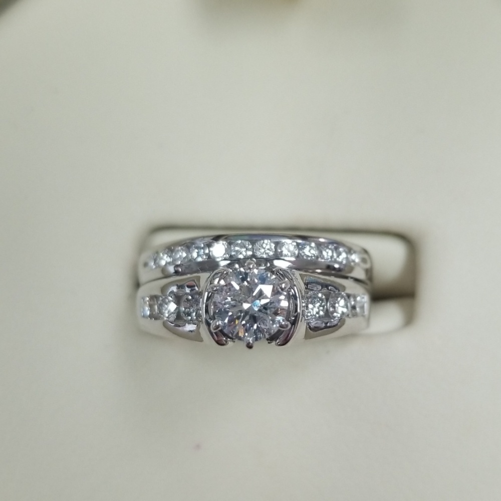 Diamond ring